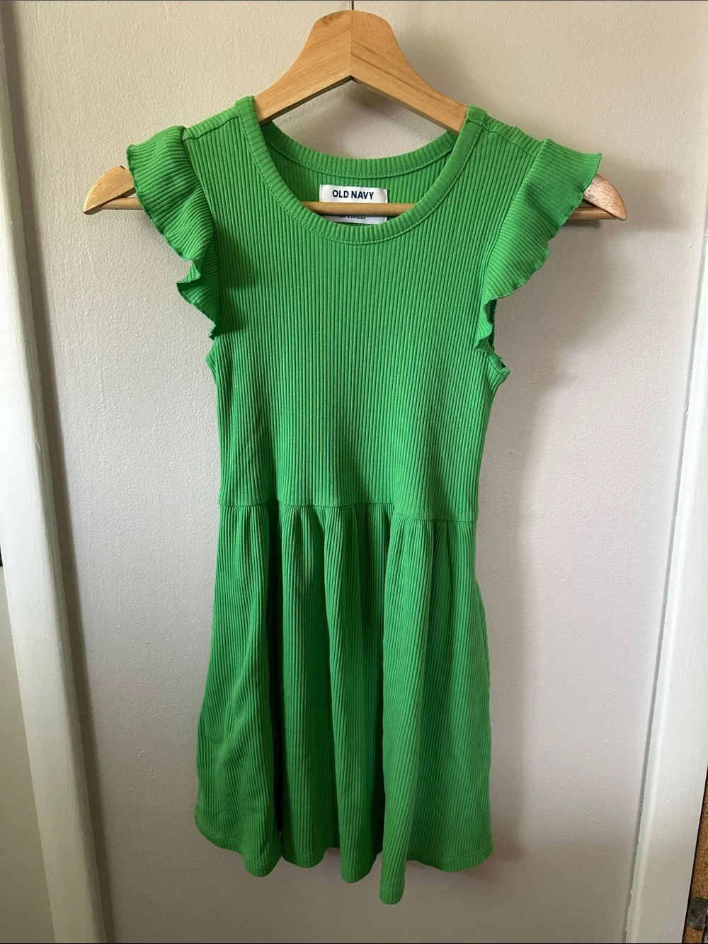 Old Navy Bright Green Flutter Sleeve Ribbed Dress Girls Size M